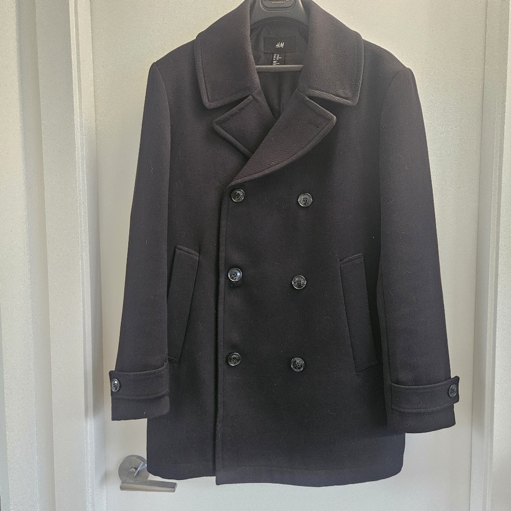 H&M Men's Black Peacoat